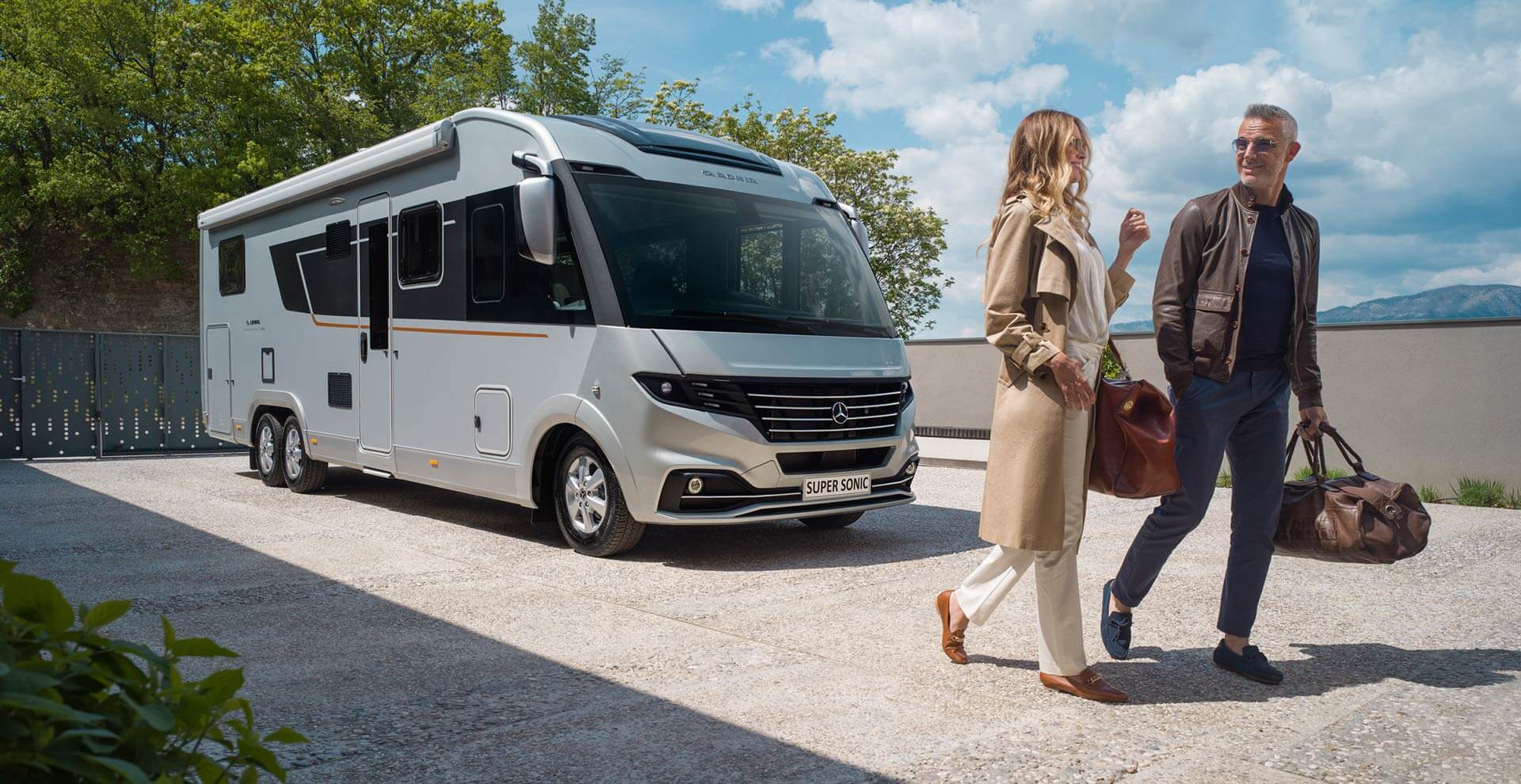 6284e7467ec3c_3a-cover